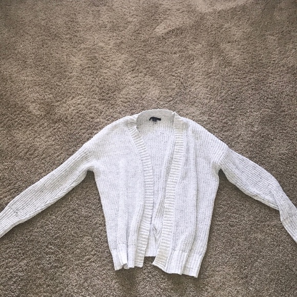 American Eagle Cardigan - Picture 1 of 3